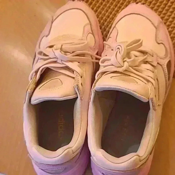 Adidas Falcons - Picture 4 of 5